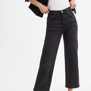 Grayish black ribcage Levi’s